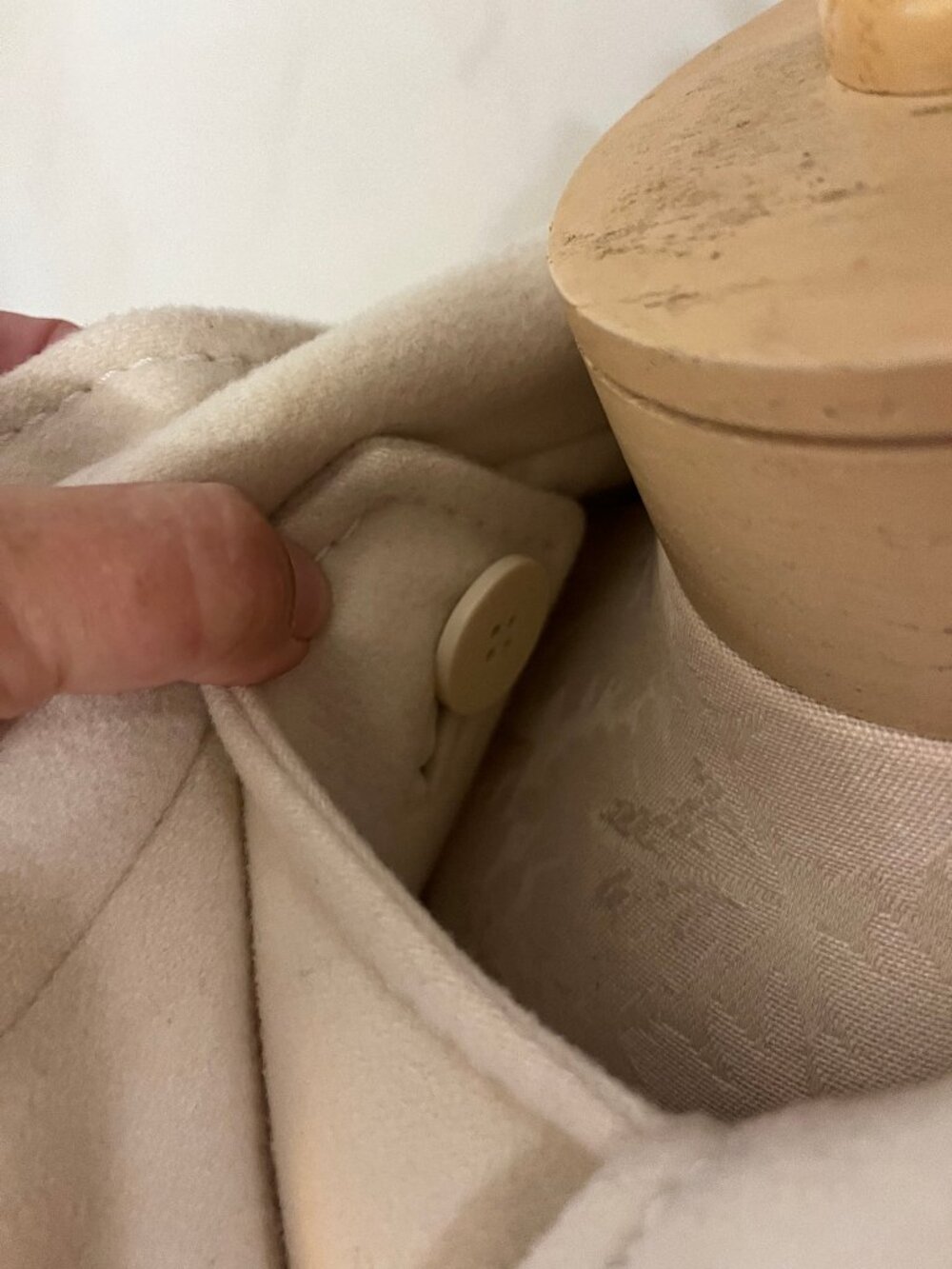 Laundry by Shelli Segal Ivory Wool Military Inspired Coat Size 2 - Picture 13 of 16